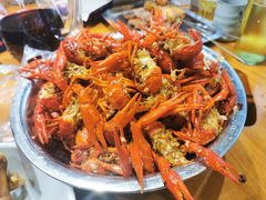 -琥珀老六龙虾(四里河店)