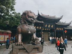 -峨眉山报国寺