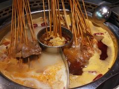 -佰人王串串香火锅(洋珠巷店)