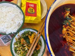 -拈签一笑黄牛肉辣卤串串