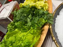-红鼎豆捞·非遗鲍皇汤火锅(宝丰路店)