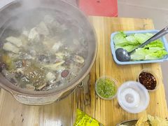-威邵鸡煲(西华路总店)