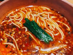 -云海肴·汽锅鸡·云南代表菜(天山百盛优客店)
