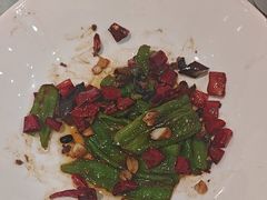 -辛香味烧鱼馆·非遗技艺·排骨红烧肉(光谷医药园店)