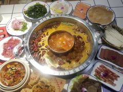 -贤合庄卤味火锅(时代广场店)