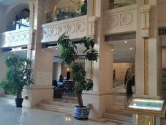 -碧中海汤泉汗蒸酒店