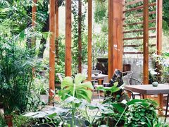 景观位-谷咖啡·鲜花绿植花园餐厅
