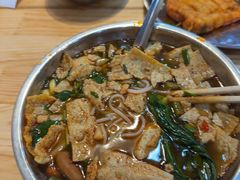 -柳州肥姨妈大骨螺蛳粉(东靖路店)