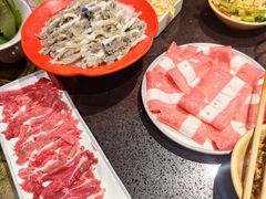 -宽板凳老灶火锅(台湾街店)
