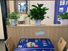 -华莱士·炸鸡汉堡(西中市店)