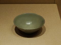 五代·越窑葵口碗-嘉定博物馆