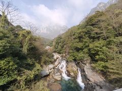 -三叠泉瀑布