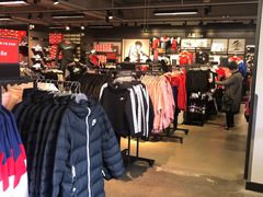 -NIKE上海青浦优选体验店