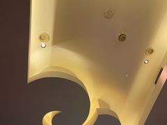 -新盈光·云会所(百丈东路店)