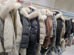 -意法服饰城