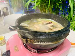 -墨脱石锅椰子鸡•海鲜糟粕醋(榆亚路店)