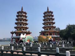 -龙虎塔