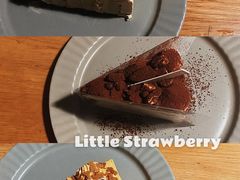 -小草莓·Little Strawberry