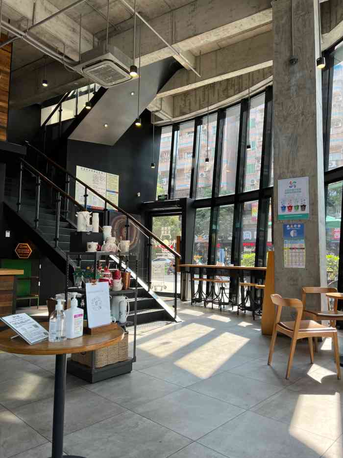 星巴克(东莞石龙汇星商业中心店)-"「大溪地绵云冷萃」这杯的味道我