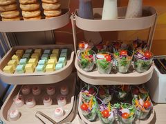 -桔子酒店(上海西藏北路地铁站店)