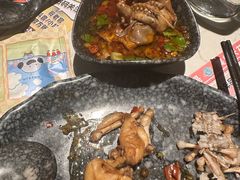 -哥老官重庆美蛙鱼头(圆融广场店)