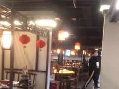 大堂-卢大鲜鱼头捞饭(美利广场店)