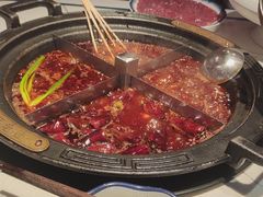 -爱你您·自家鱼塘·活水喷泉鱼火锅(八里店)