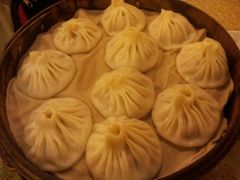 浓香猪肉包-老班长手工灌汤包老店(东山店)