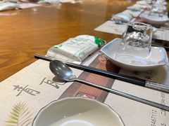 -青瓦餐厅·生鱼片·韩园烤肉(西塔店)