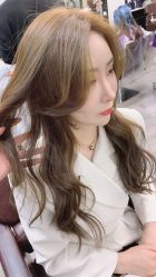 -Miracle集简美发沙龙