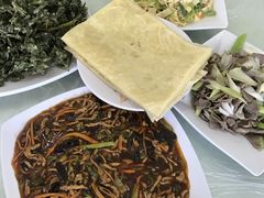 鱼香肉丝-横道佛手居筋饼店