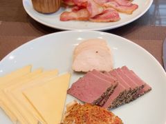 -飨食汇全日制餐厅·昆山皇冠假日酒店(九方店)