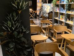 -魔方城市书房(中街益田店)