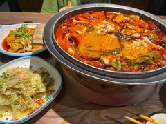 -山城外·非遗酸菜鱼(蜀都万达店)