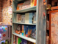 -猫的天空之城概念书店(景德镇陶溪川店)