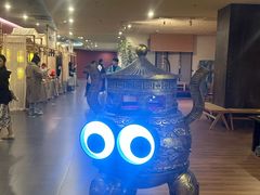 -瑞虹新天地月亮湾
