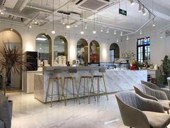 -Fridi Patisserie Cafe