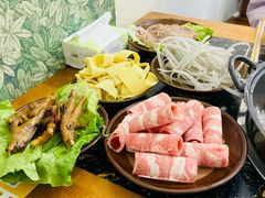 -重庆故事姊妹老火锅(财经学院店)