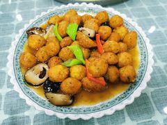 -天天向上素食餐厅(五台山店)