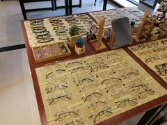 -肆兮眼镜·蔡司·徕卡战略合作店(大坪店)