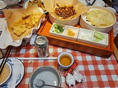 -老郑家东北春饼(龙悦居店)