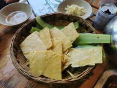 -岗上渣渣老火锅(两路口店)