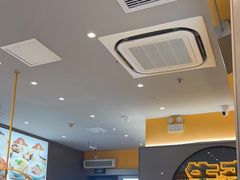 -小杨生煎(百联嘉定购物中心店)