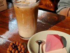 -丽纳尔斯酒吧咖啡LENORE’S BAR(三经街店)