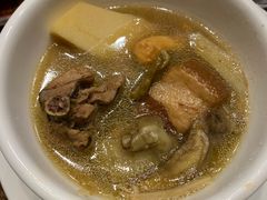 -菌海森林·非遗野生菌火锅(西山区滇池路摩根道店)