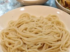 -汗腾格里·风味餐厅(新疆驻京办店)
