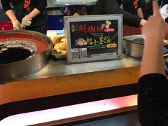 -六合夜市