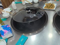 -屯老二农家铁锅炖·行业领军者(梅江店)