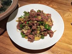 -娜仁图雅蒙古美食村(33小镇店)