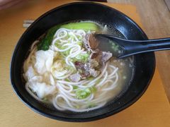 -三千粉牛肉米粉(来客茂店)